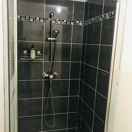 Διαμέρισμα Entier - T2 Confort - - Balcon Amenage *