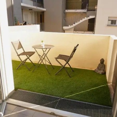 아파트 Entier - T2 Confort - - Balcon Amenage