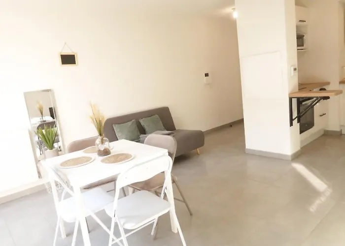 Entier - T2 Confort - - Balcon Amenage