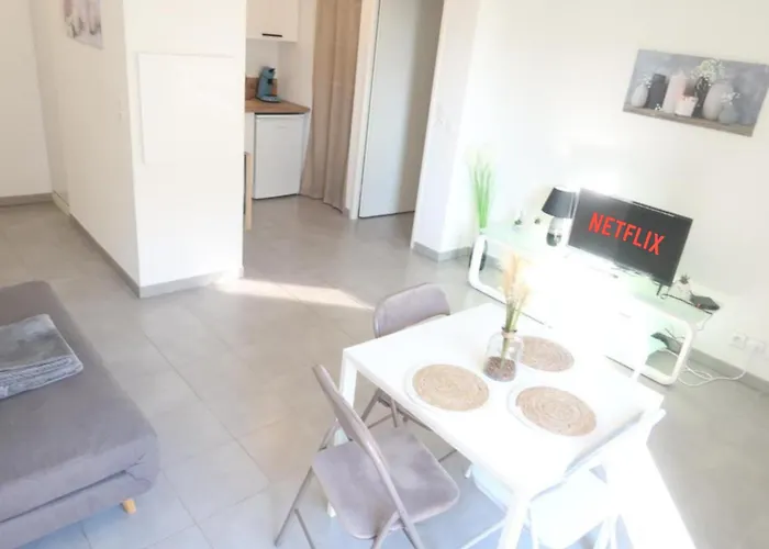 Entier - T2 Confort - - Balcon Amenage *